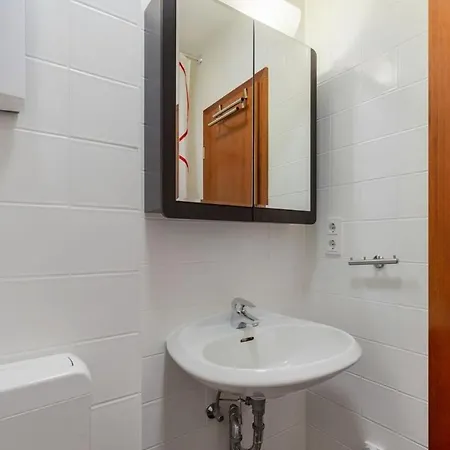 Modernes In Schoener Lage Appartement *