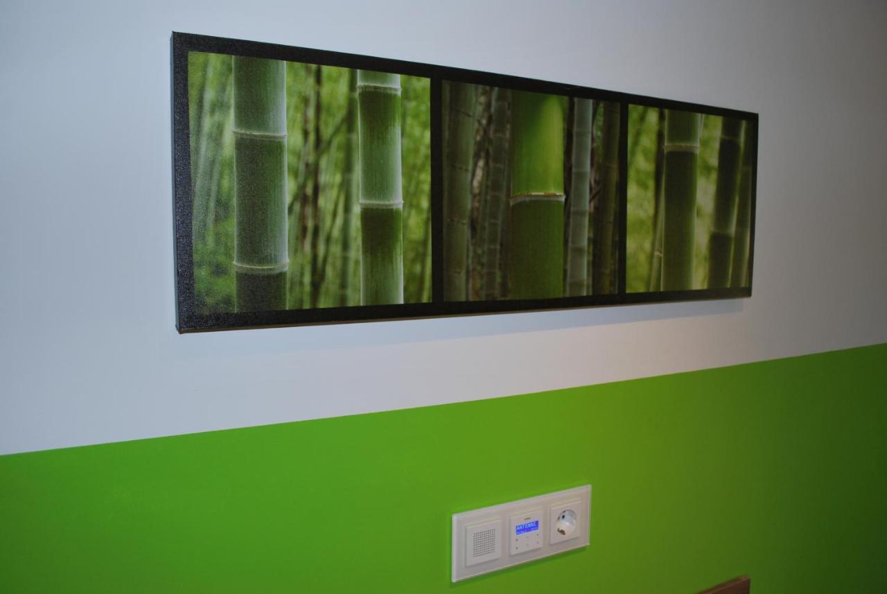 Modernes In Schöner Lage Düsseldorf