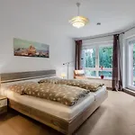 Modernes In Schoener Lage Düsseldorf